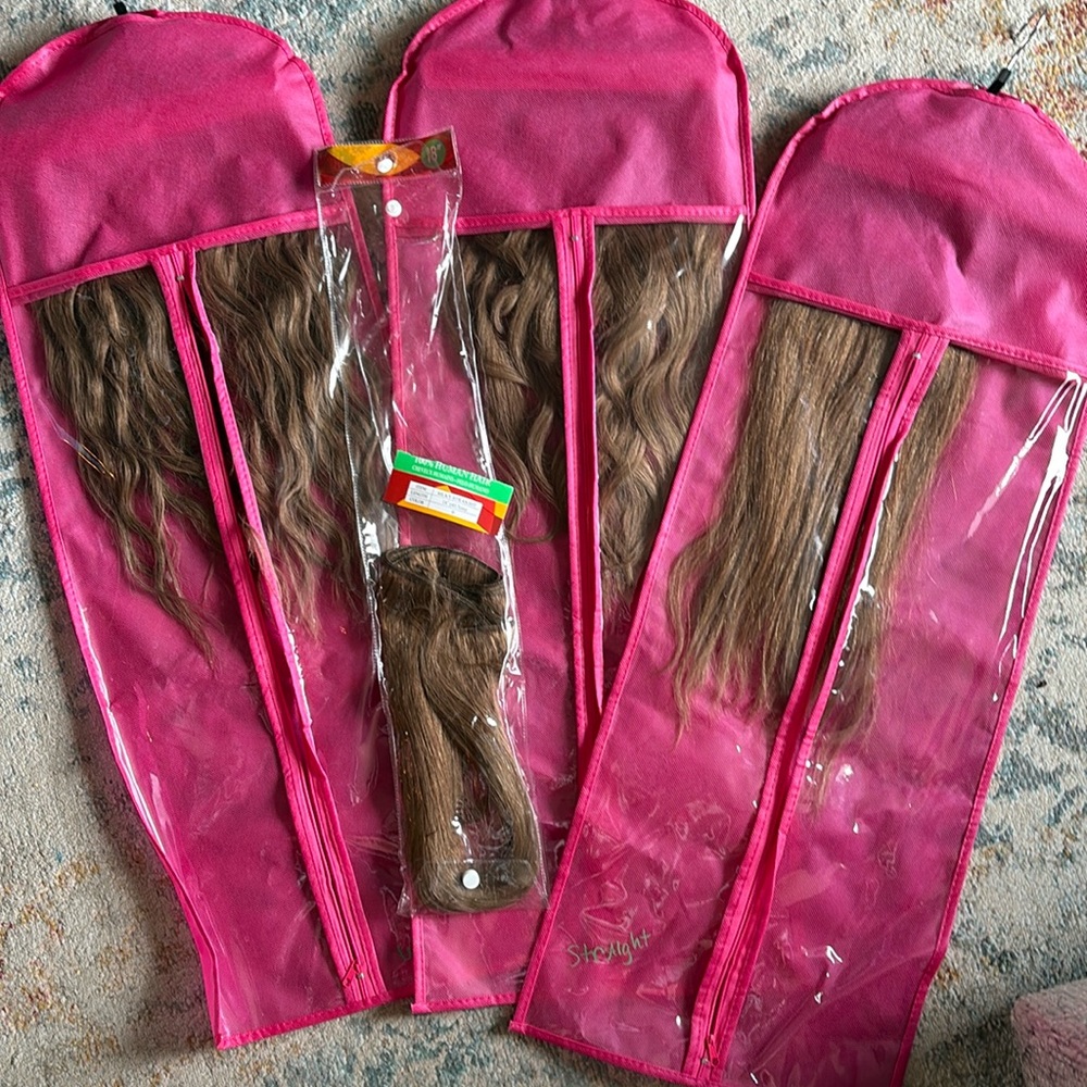 Sassys 18” hair extensions